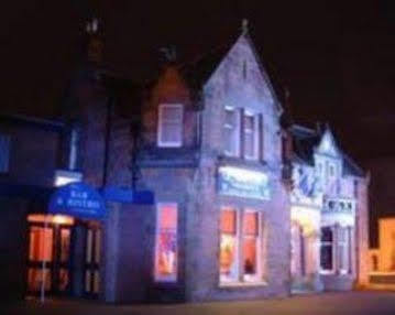 Hotel Crown Court 3*